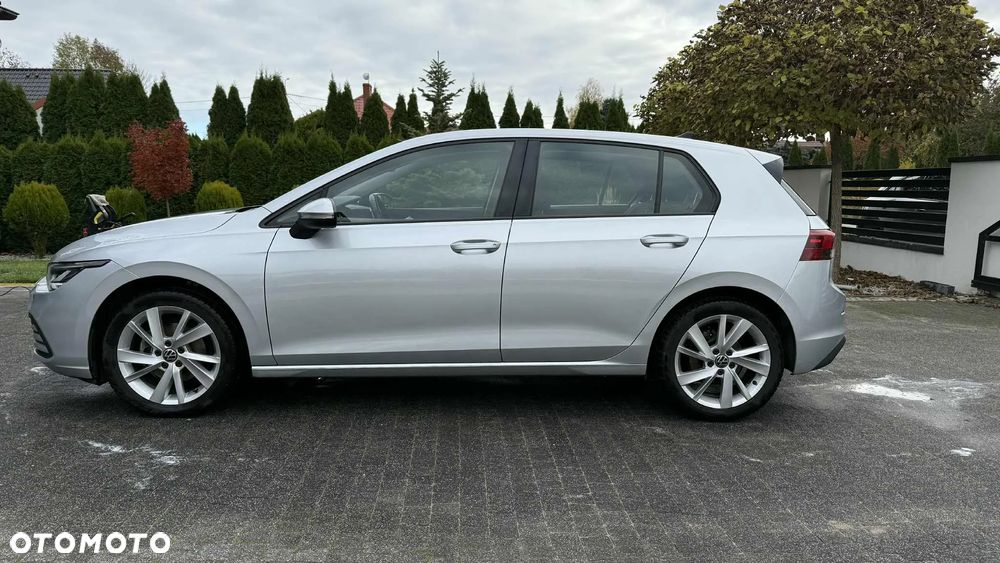 Volkswagen Golf VIII 1.0 TSI Life - 2