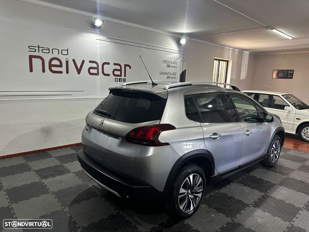 Peugeot 2008 2017 photo 3