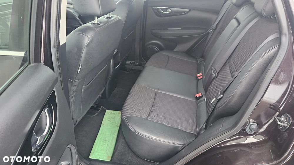 Nissan Qashqai 1.6 dCi Xtronic TEKNA+ - 11
