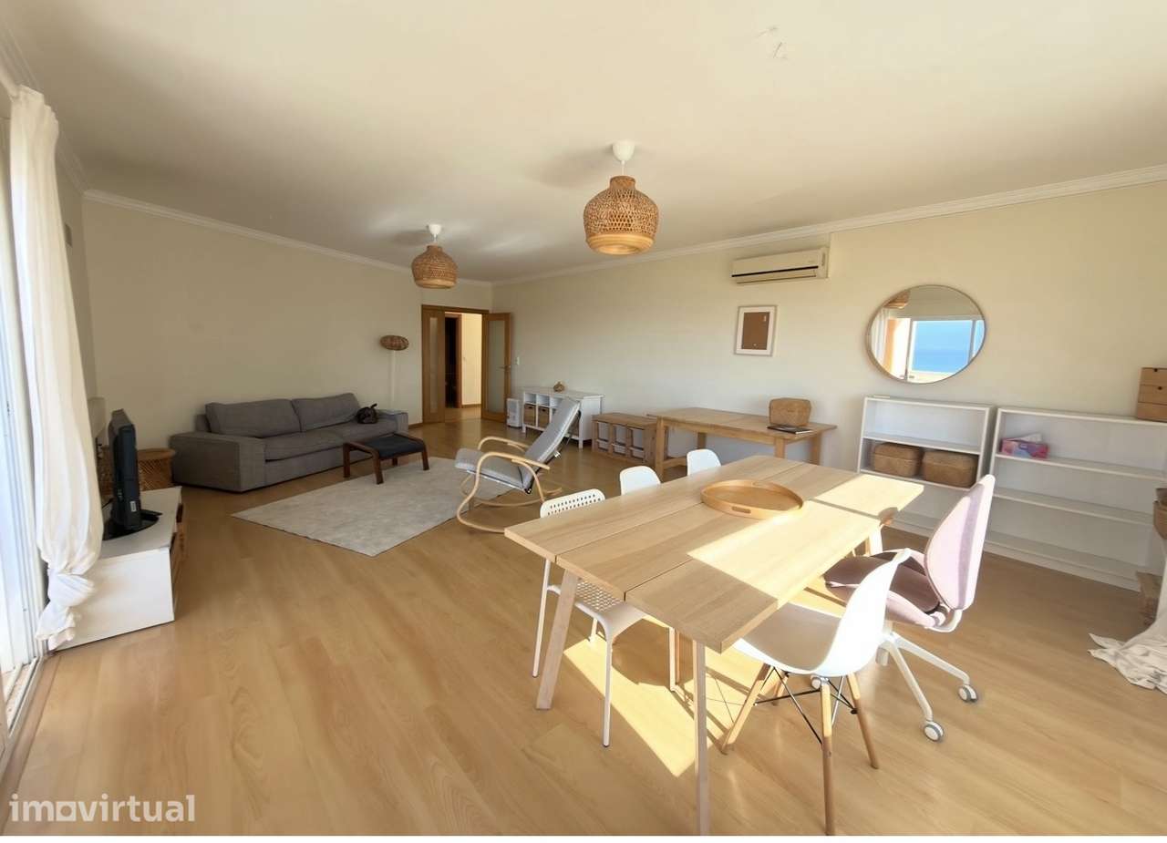 APARTAMENTO T2 COM TERRAÇO VISTA MAR - Grande imagem: 4/19