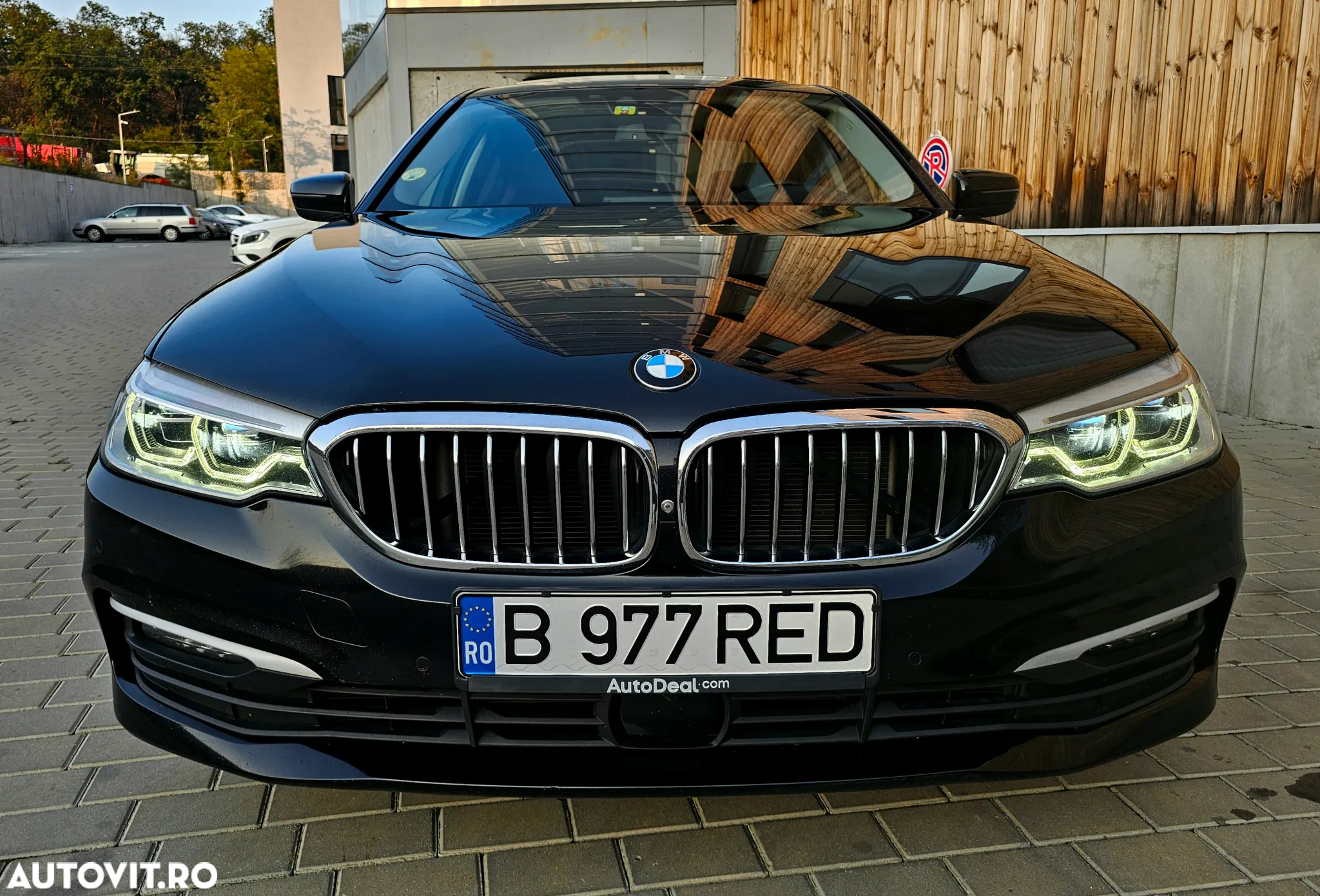 BMW Seria 5 530d xDrive AT - 11