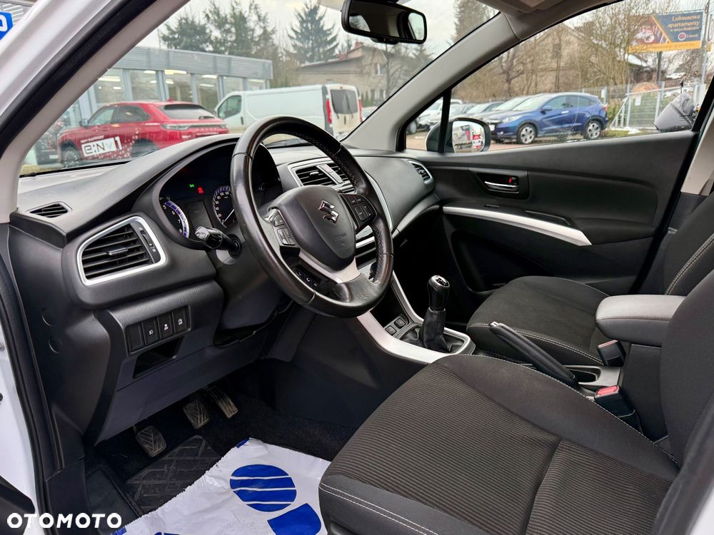 Suzuki SX4 S-Cross 1.0 T Premium - 8