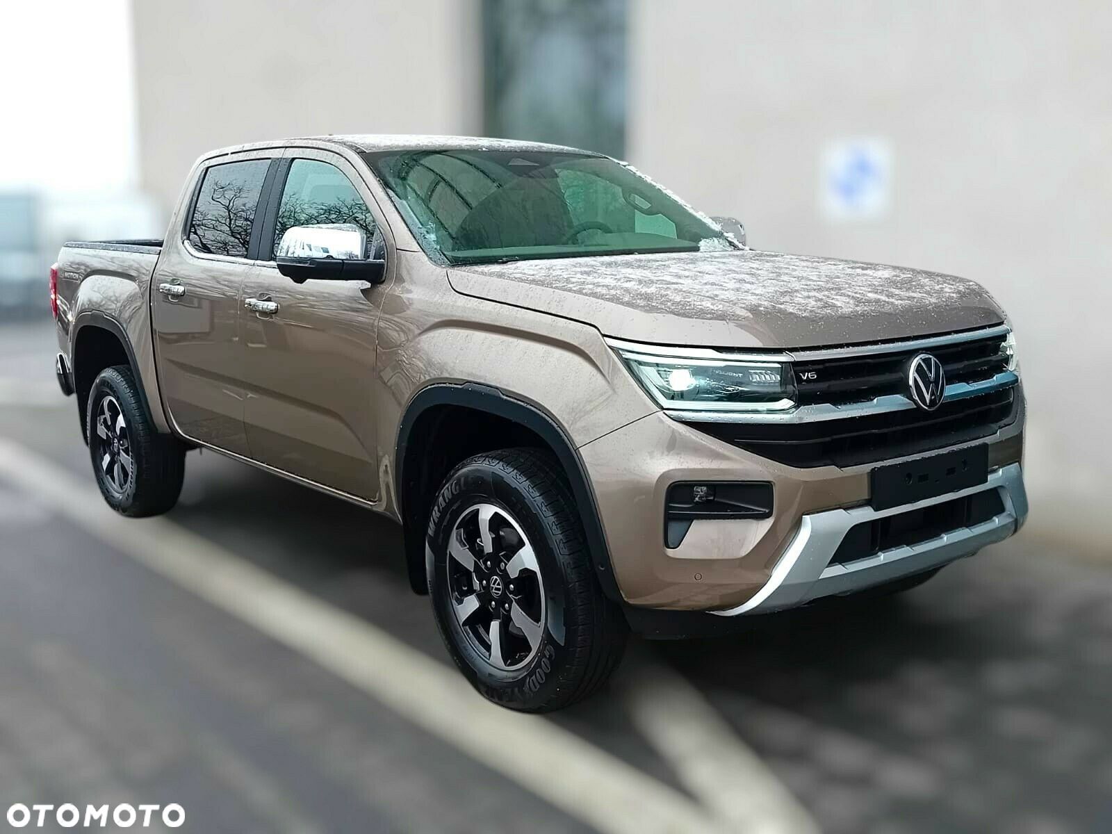Volkswagen Amarok - 1