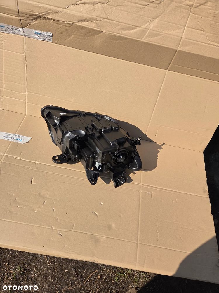 Lampa lewa przód przednia Peugeot 308 III e-308 P51 Matrix Full Led 6505378580 Reflektor lewy przód przedni Peugeot 308 III - 8