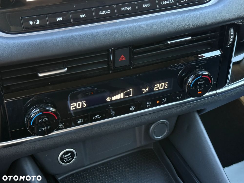 Nissan Qashqai 1.3 DIG-T N-Connecta DCT - 18