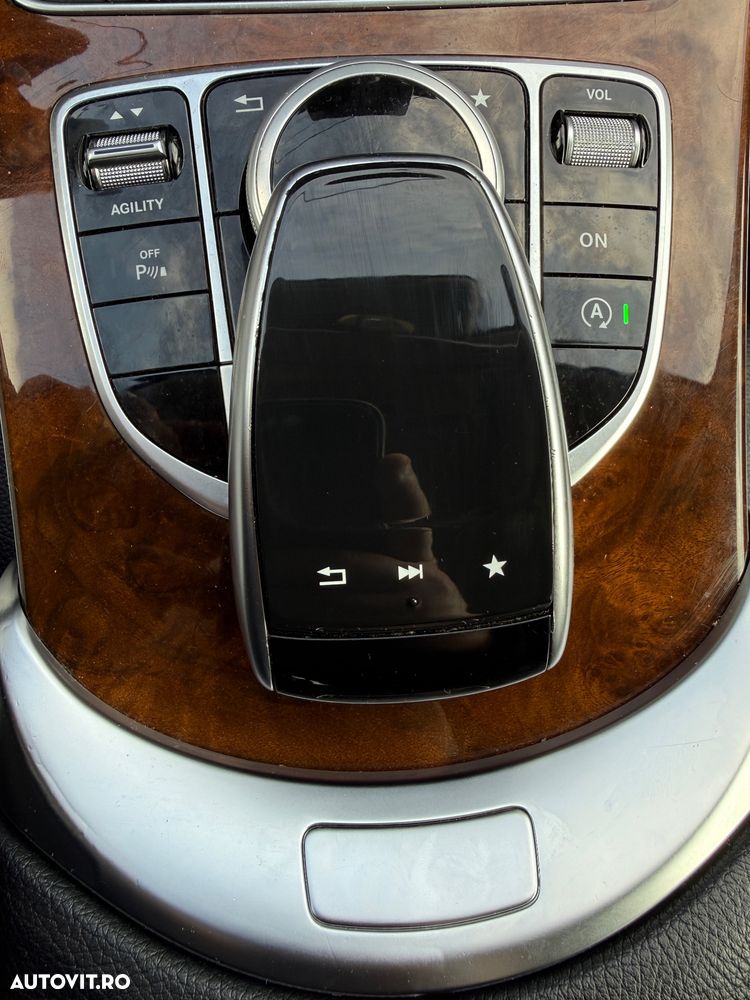 Mercedes-Benz C - 8