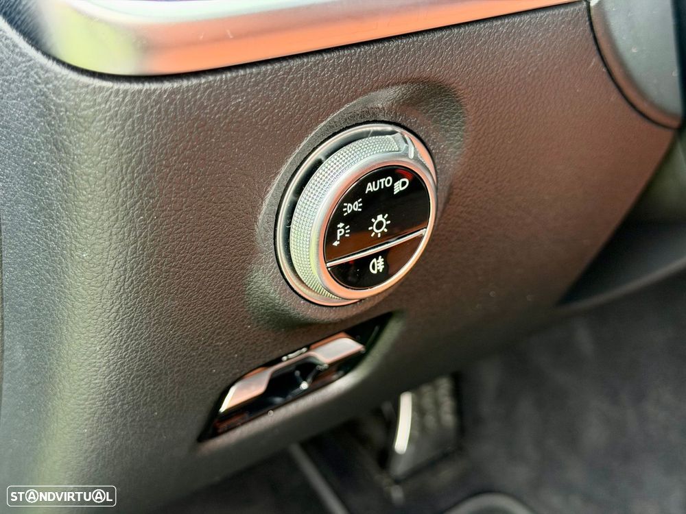 Mercedes-Benz C 300 d AMG Line - 28