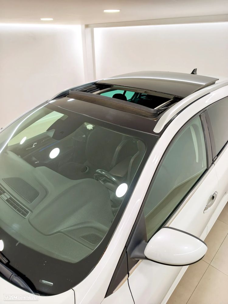 Renault Mégane Sport Tourer 1.6 E-Tech Plug-In Hybrid R.S. Line - 6
