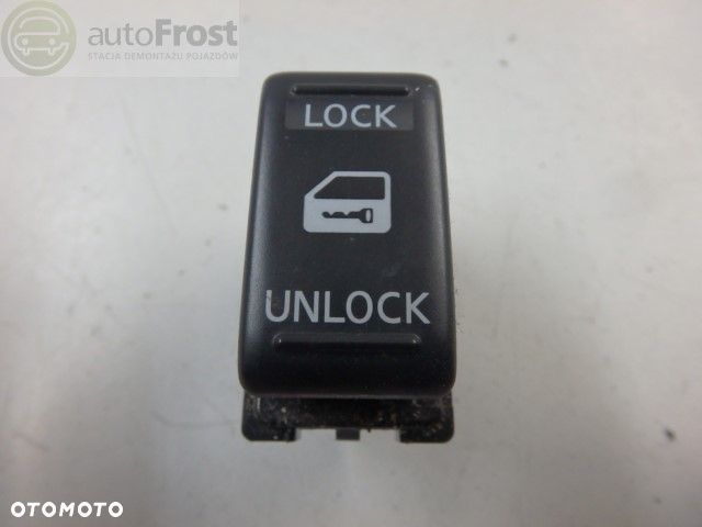 PRZELACZNIK WLACZNIK RYGLOWANIA DRZWI X-TRAIL T31 - 2
