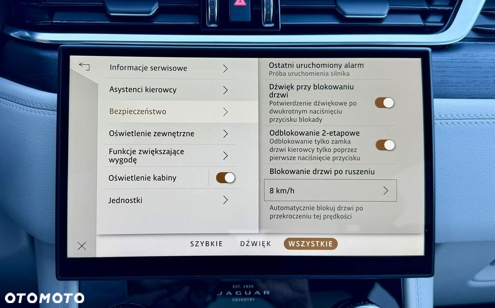 Jaguar F-Pace P250 AWD R-Dynamic Black - 34