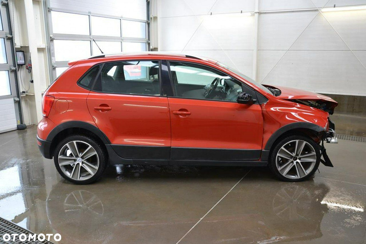 Volkswagen Polo - 4