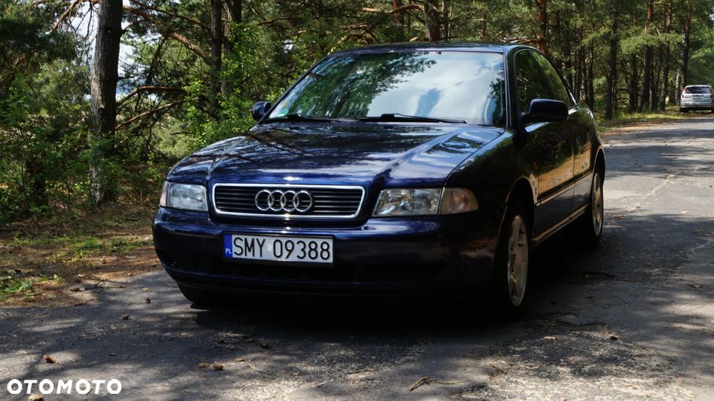 Audi A4 Limousine - 3