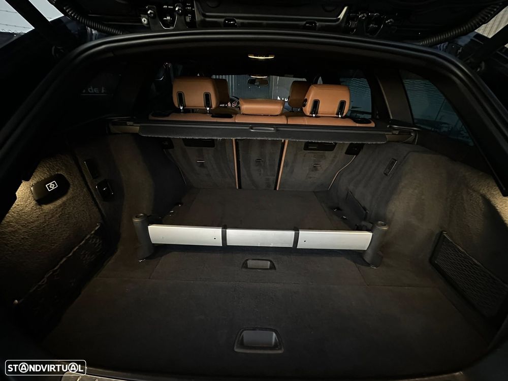 BMW 320 d EfficientDynamics Line Sport Auto - 25