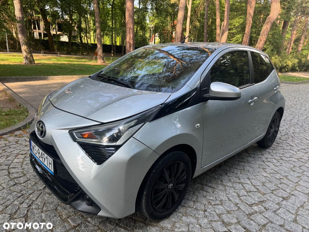Toyota Aygo 1.0 VVT-i JBL Edition - 1