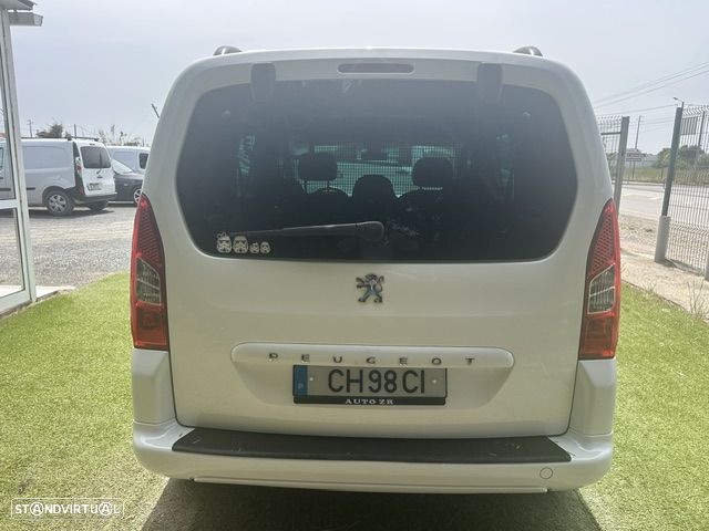 Peugeot PARTNER 5 LUGARES - 6
