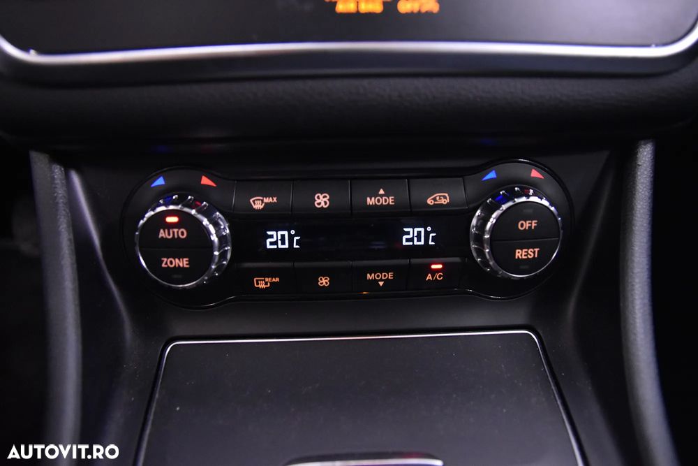 Mercedes-Benz GLA 200 d 4MATIC Aut. - 18