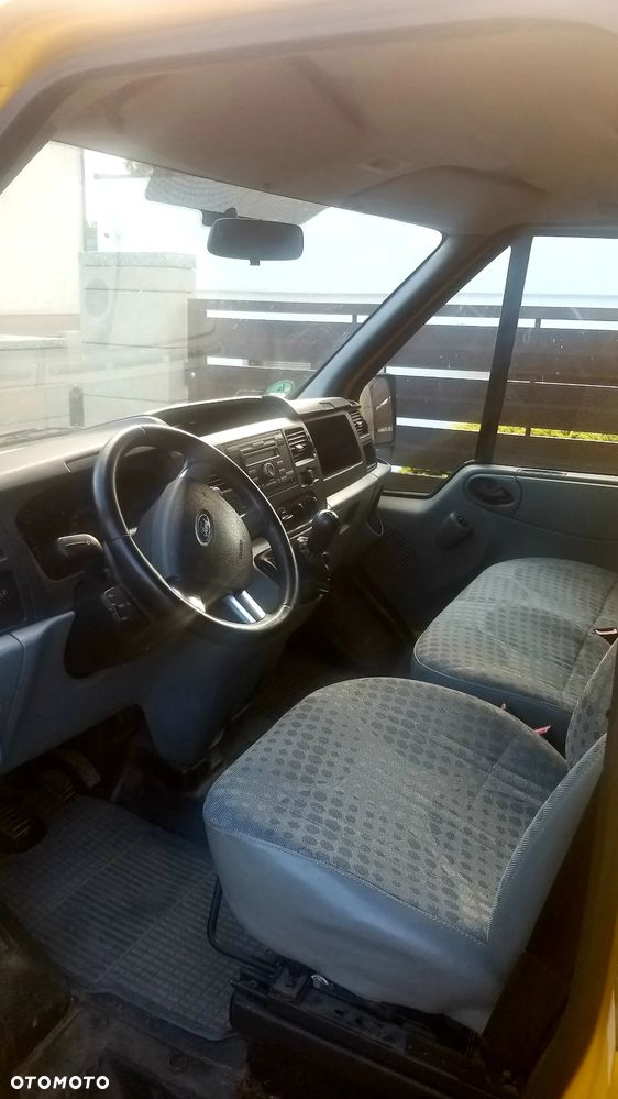Ford Transit - 4