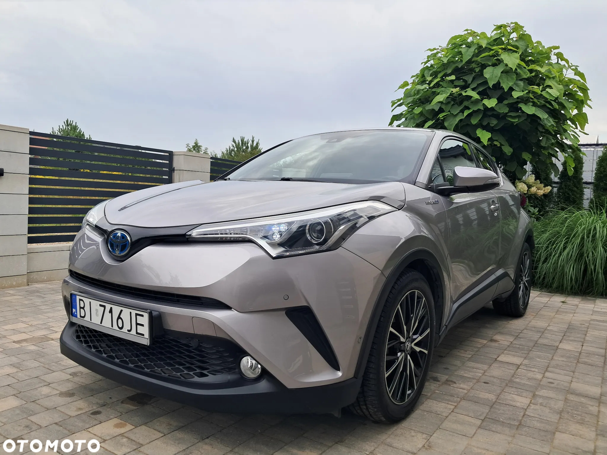 Toyota C-HR 1.8 Hybrid Premium - 13