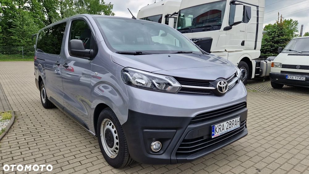 Toyota ProAce Kombi D-4D Medium 2,8t - 8