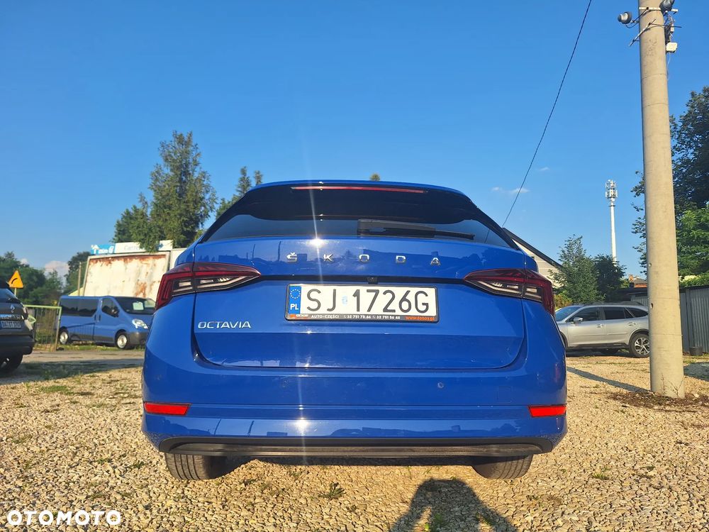 Skoda Octavia 2.0 TDI DSG Clever - 11
