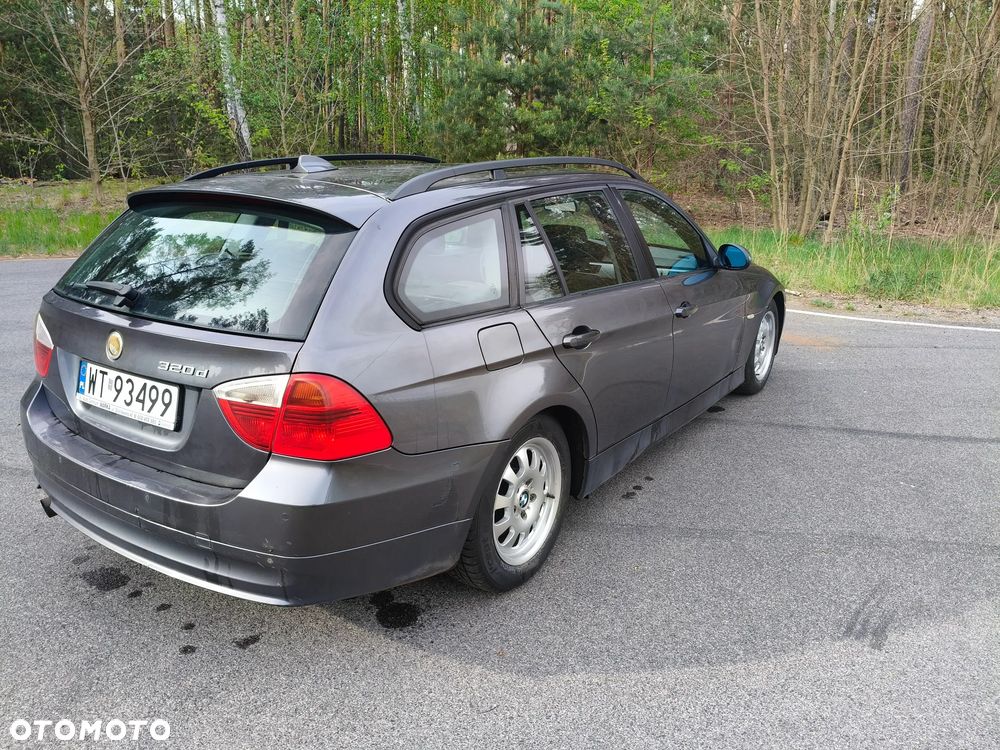 BMW Seria 3 320d DPF - 3