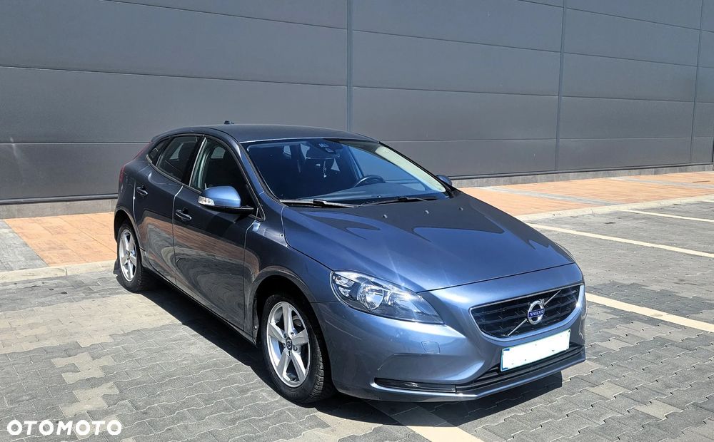 Volvo V40 II (2012-) D2, 2013