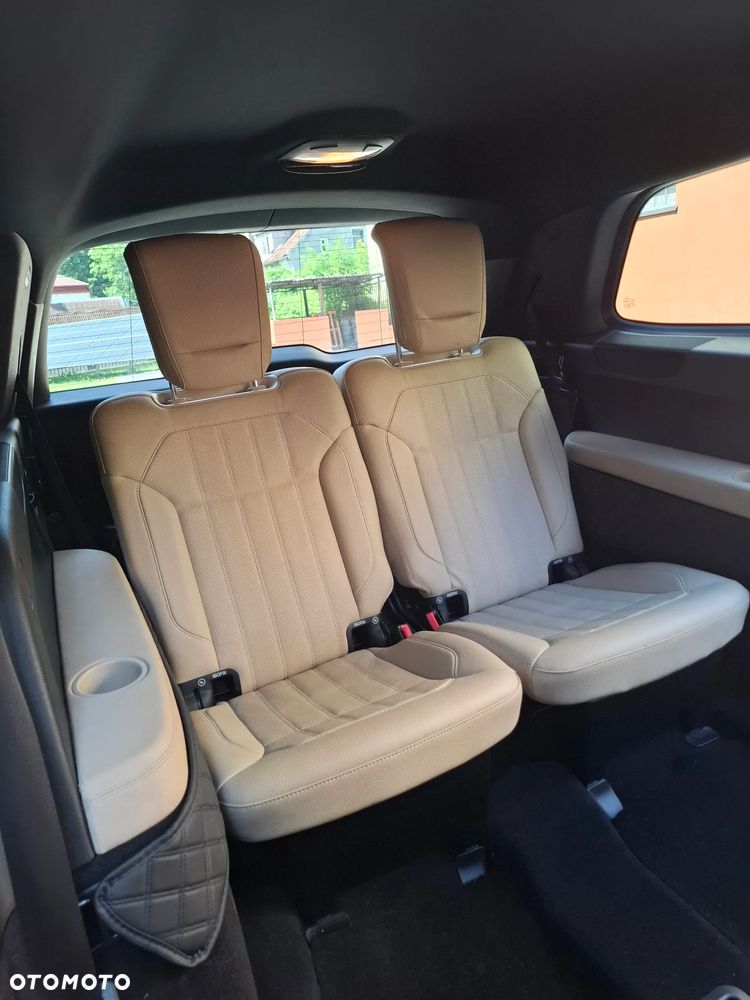 Mercedes-Benz GLS - 30
