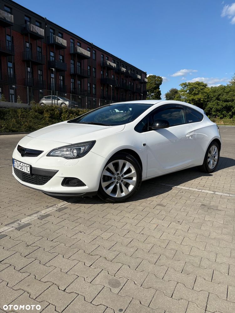 Opel Astra GTC 1.4 Turbo - 1