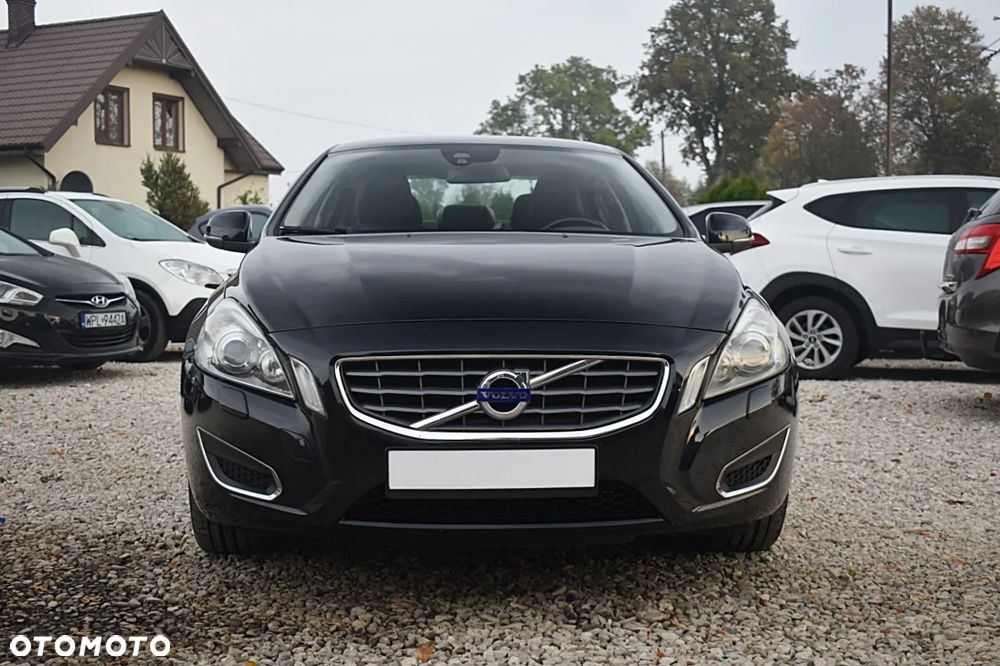 Volvo S60 D4 Momentum - 3