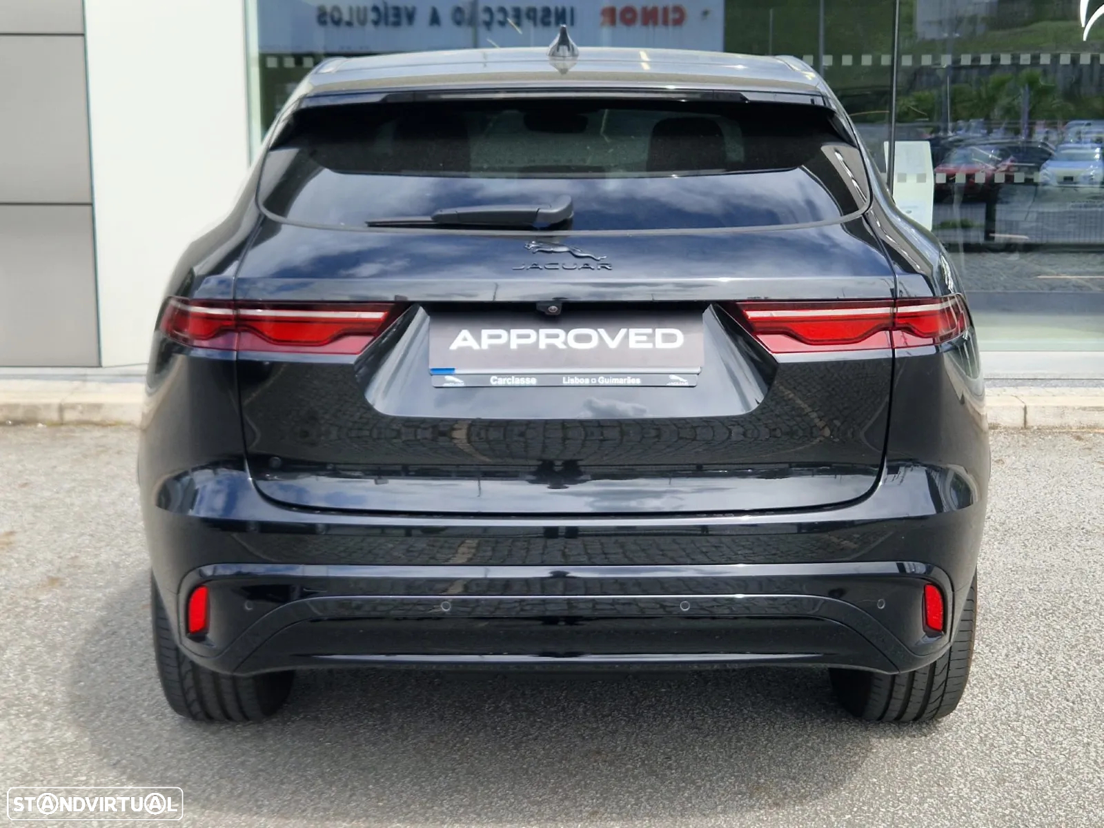 Jaguar F-Pace 2.0 P400e AWD R-Dynamic S - 14