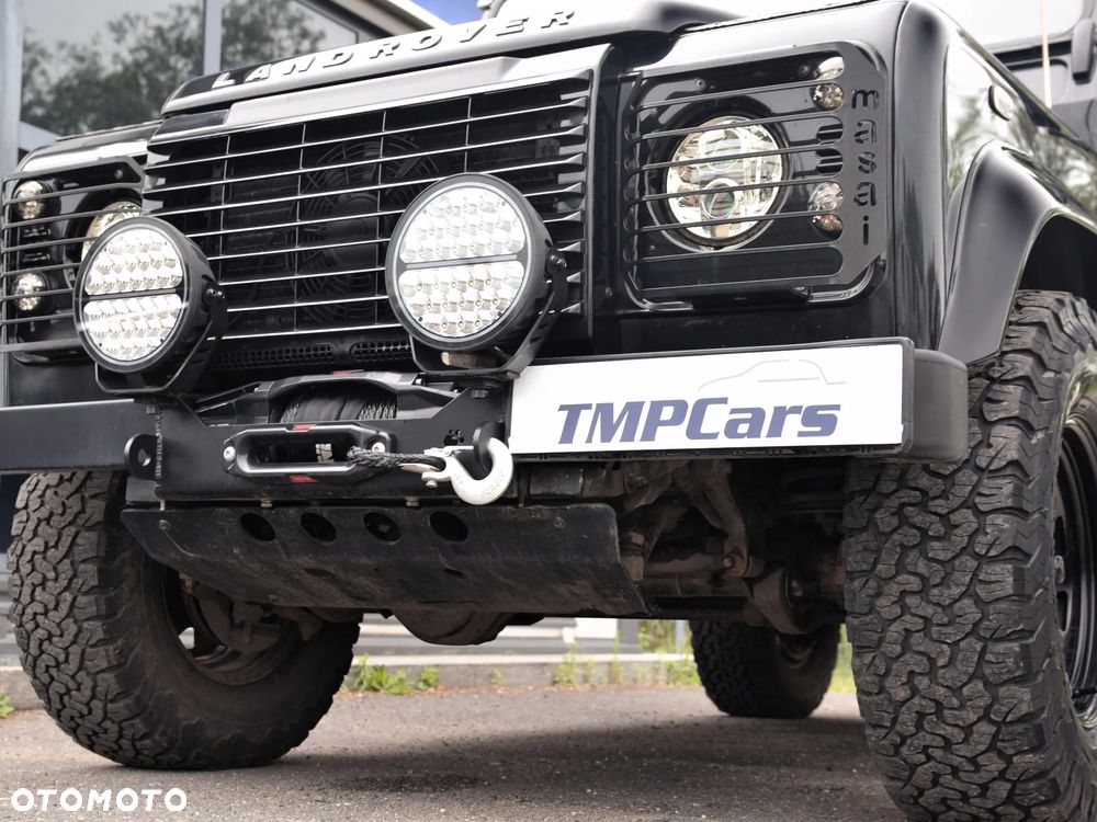 Land Rover Defender - 23