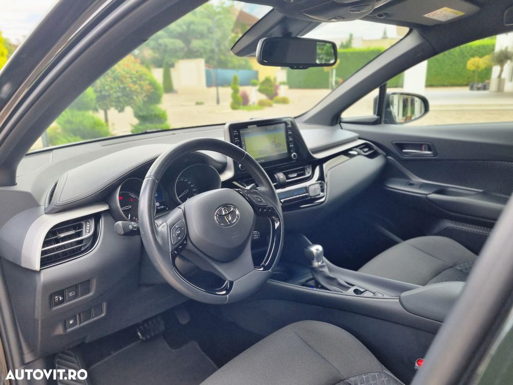 Toyota C-HR Style - 11