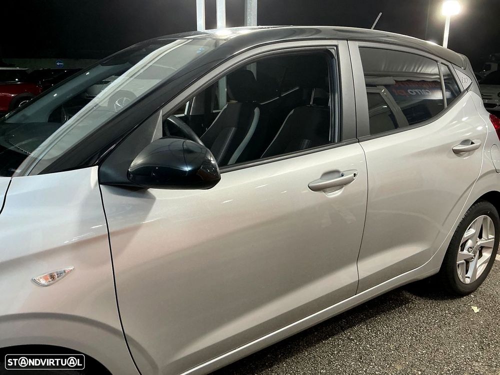 Hyundai i10 1.0 Comfort AMT - 2