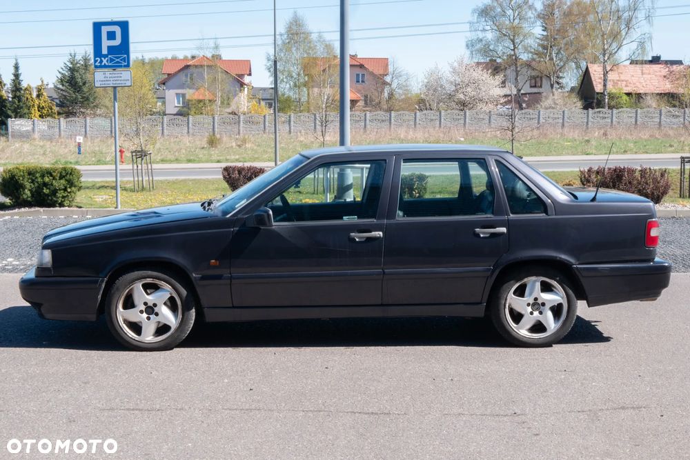 Volvo 850 2.5 GLT - 4