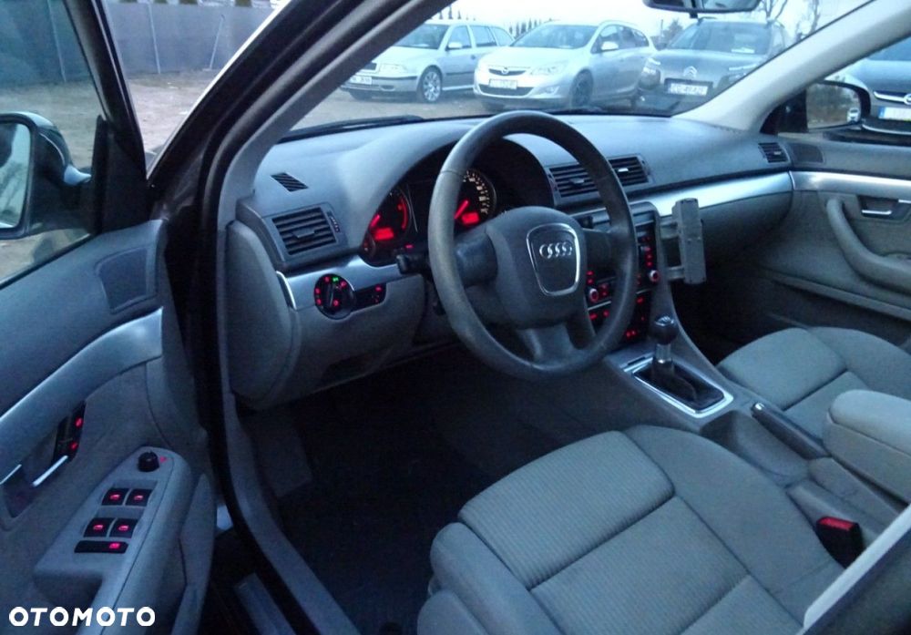 Audi A4 Limousine 2.0 TDI DPF S line Sportpaket (plus) - 8