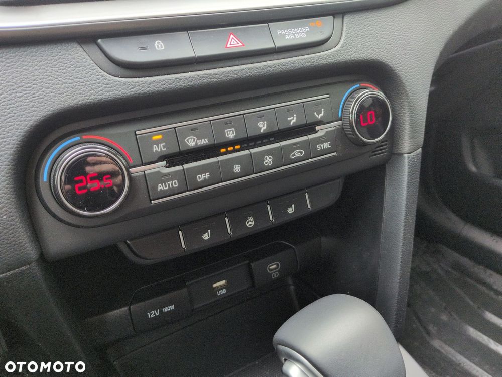 Kia XCeed 1.5 T-GDI M DCT - 13