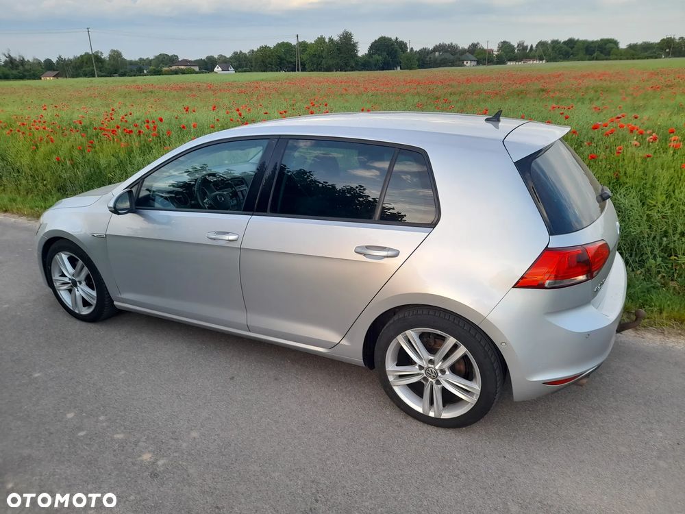 Volkswagen Golf 1.6 TDI BlueMotion Trendline - 5