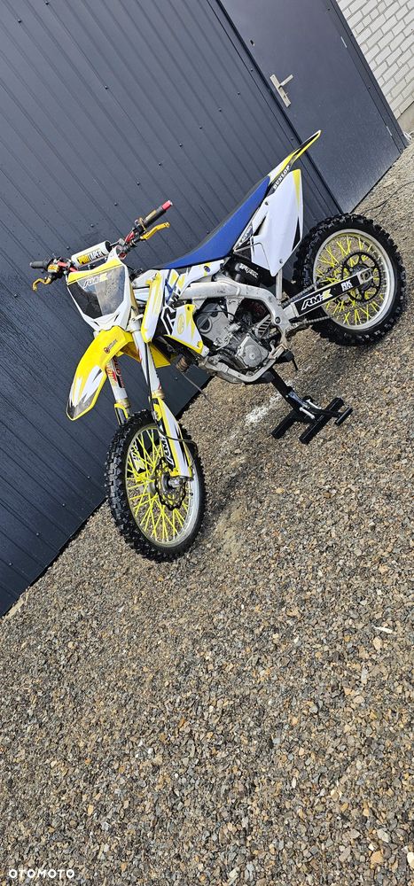 Suzuki RM-Z - 2
