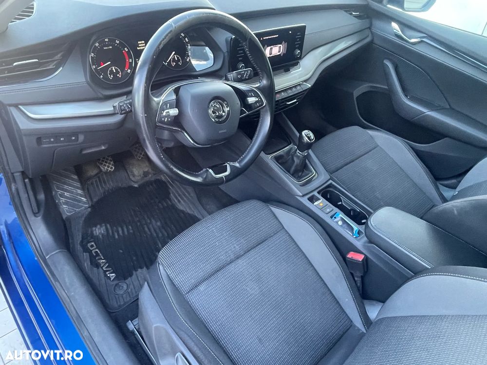 Skoda Octavia - 8