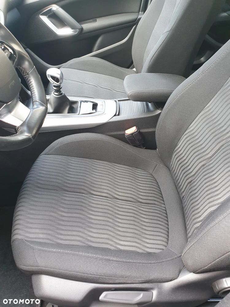 Peugeot 308 BlueHDi 150 Stop & Start Business-Line - 27