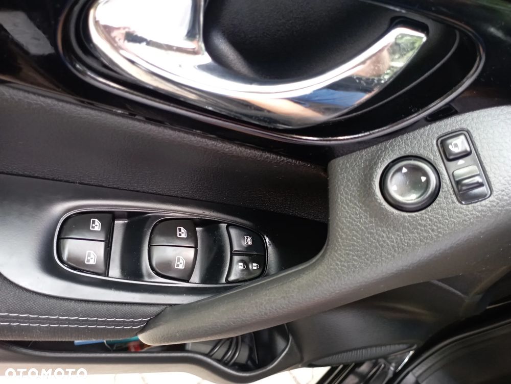 Nissan Qashqai 1.6 DIG-T Acenta - 22
