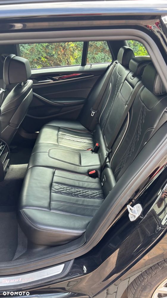 BMW Seria 5 520d Sport Line - 13