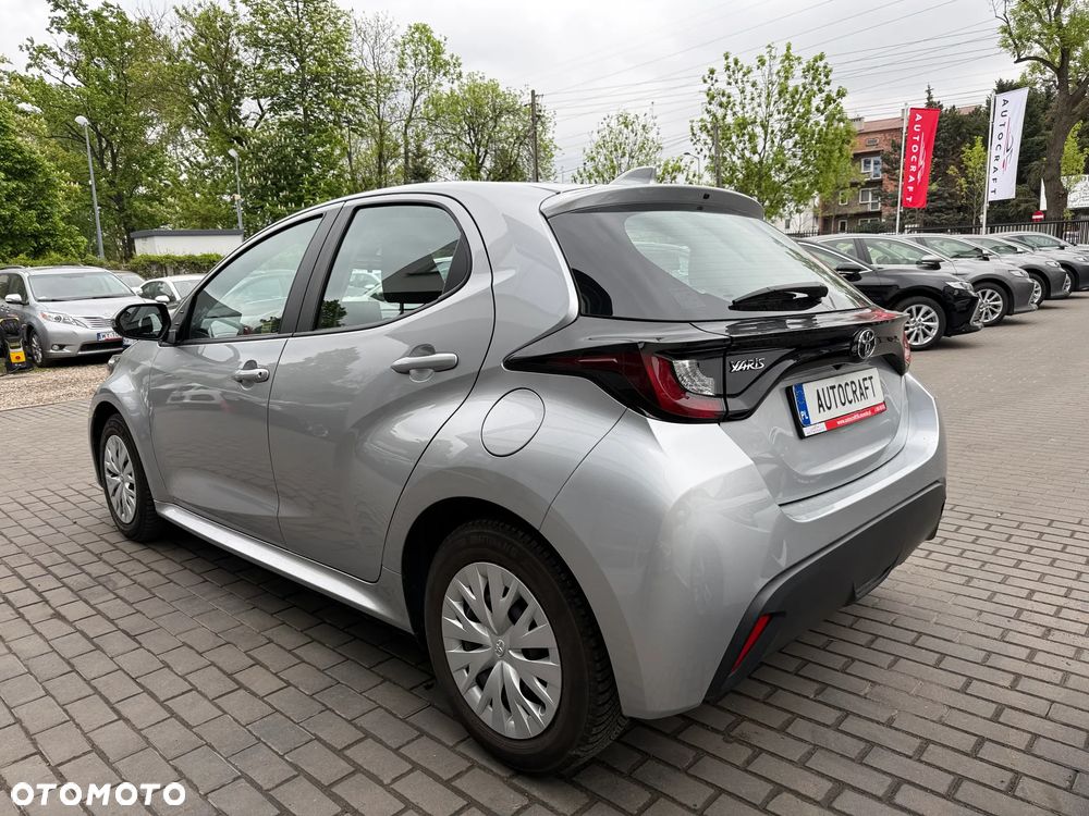 Toyota Yaris 1.5 Comfort - 17