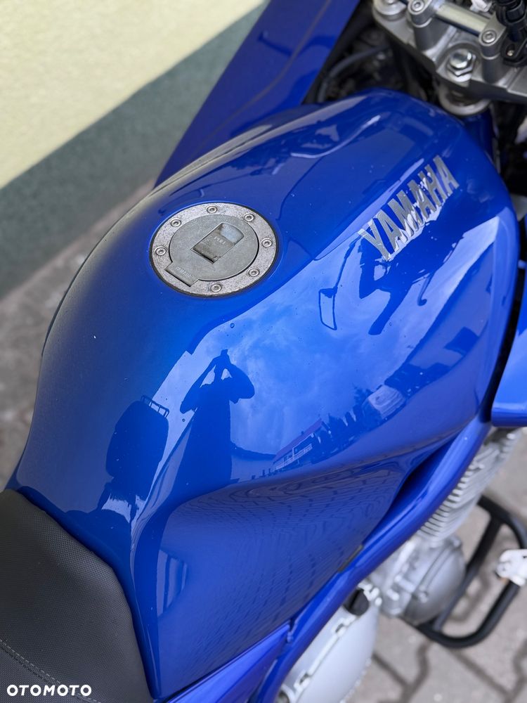 Yamaha XJ - 16