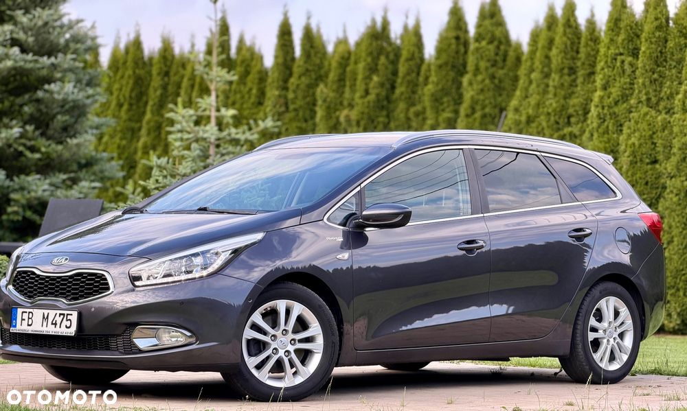 Kia Ceed 1.6 CRDi 128 ISG Platinum Edition - 8