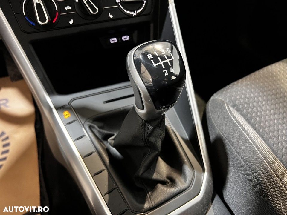 Volkswagen Polo - 23