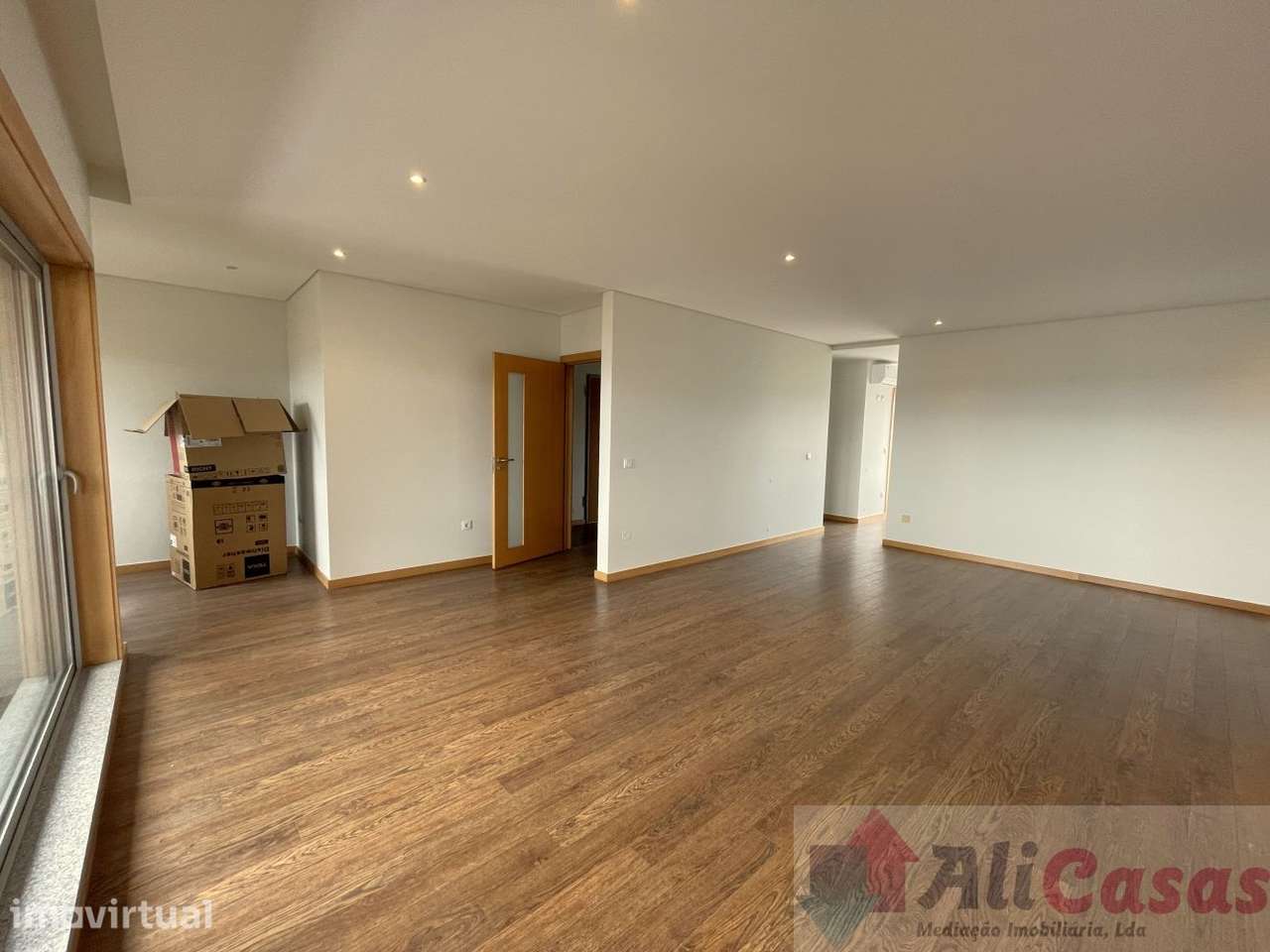 **Penthouse T4 para Aluguer em Localização Privilegiada!** - Grande imagem: 5/39