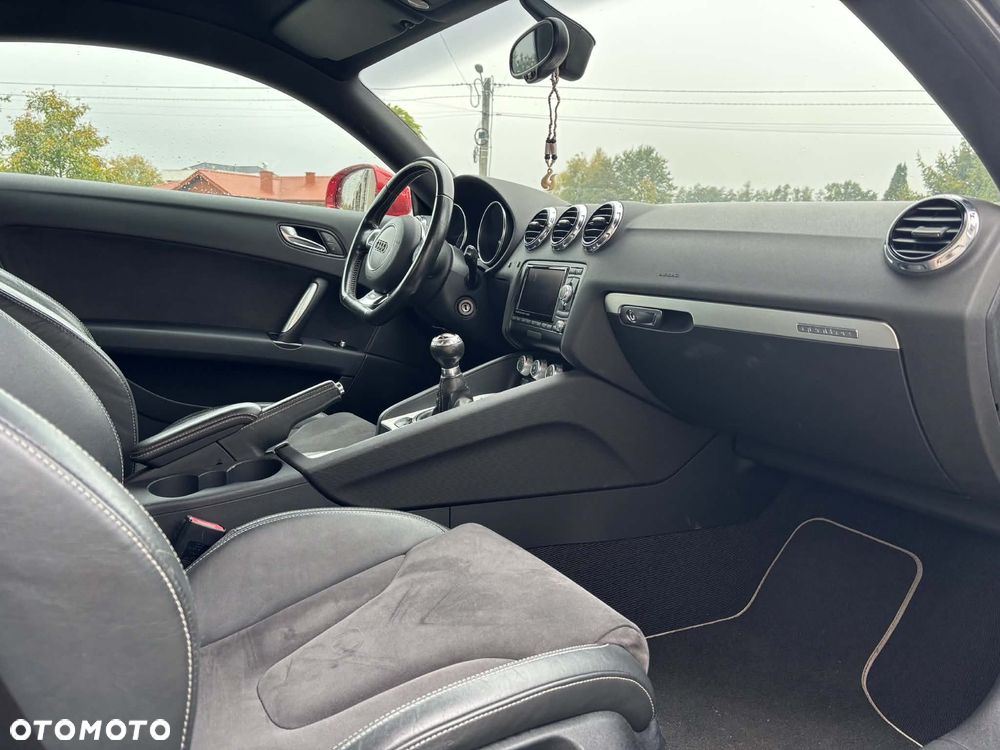 Audi TT S Coupé 2.0 TFSI Quattro - 24