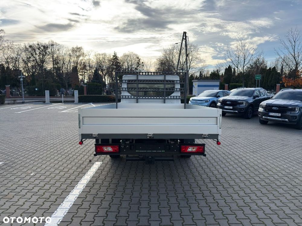 Ford Transit - 8