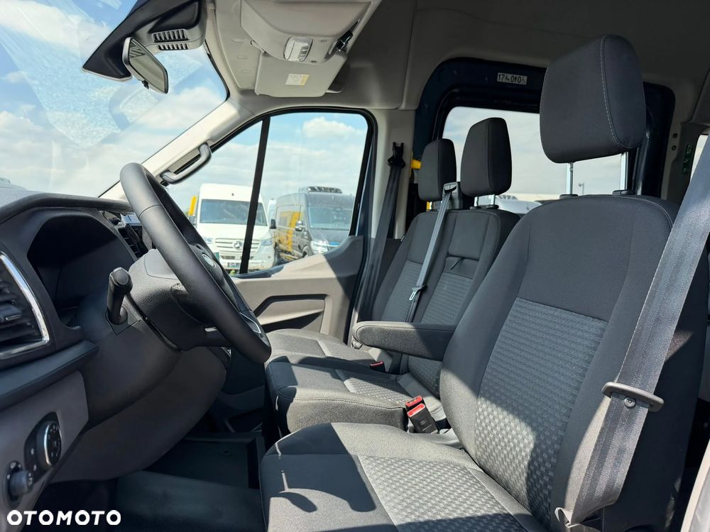Ford Transit - 15